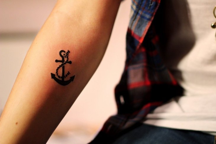 tatouage discret sur le bras