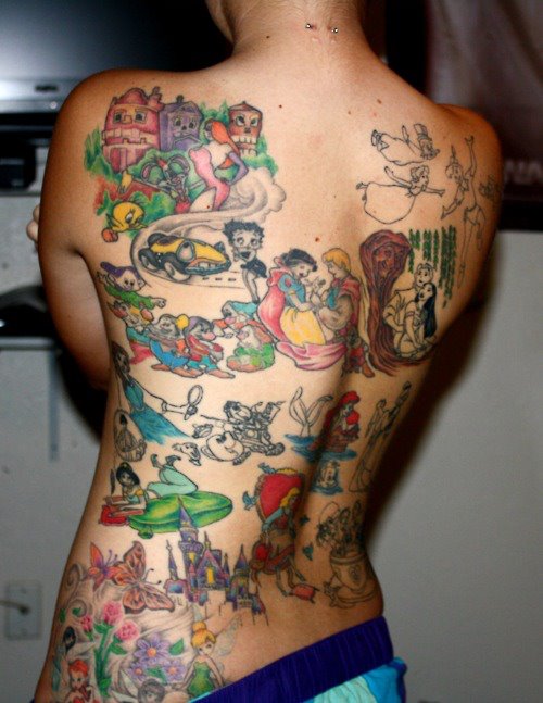 tatouage dos complet femme