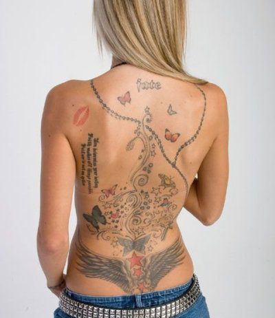 tatouage dos complet femme