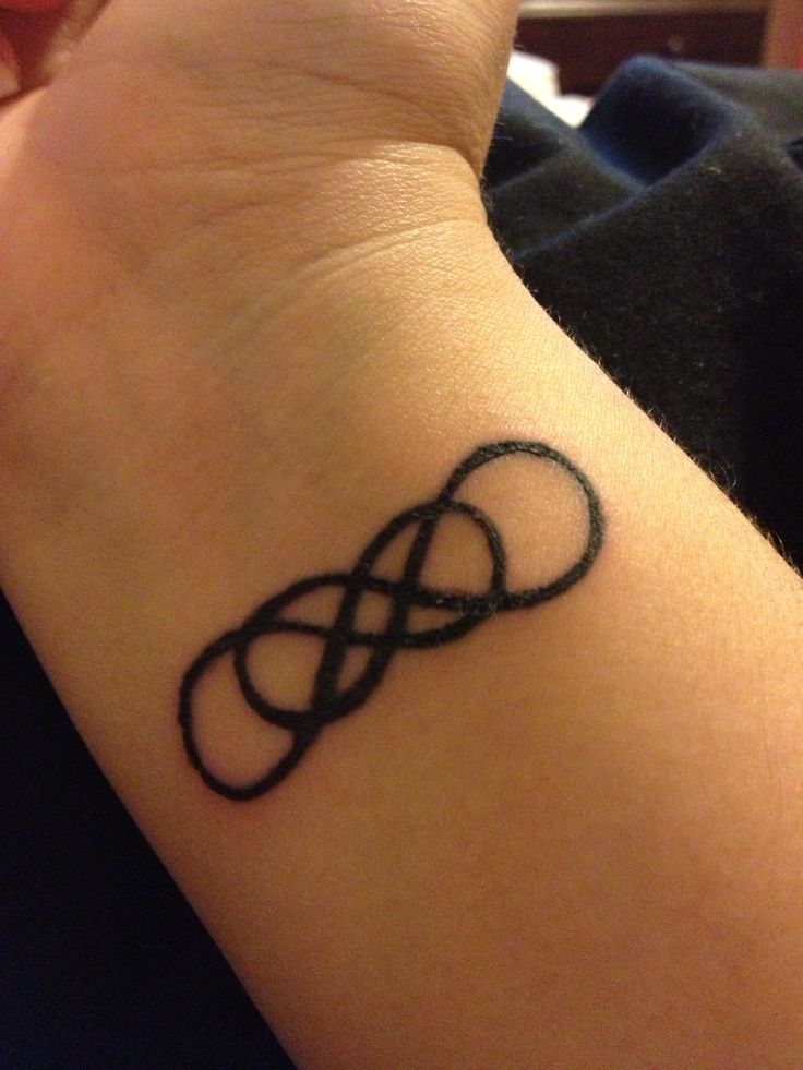 tatouage double infinity revenge