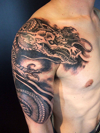 tatouage épaule