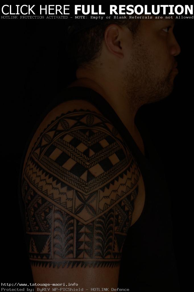 tatouage épaules