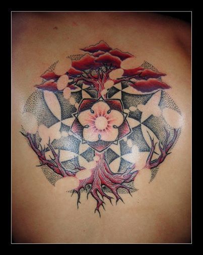 tatouage fleur de vie