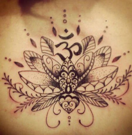 tatouage fleur mandala