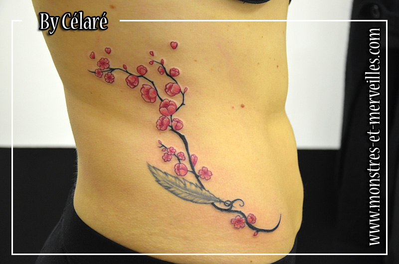 tatouage fleur myosotis