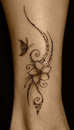 tatouage fleur tribal