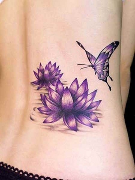 tatouage fleur violette