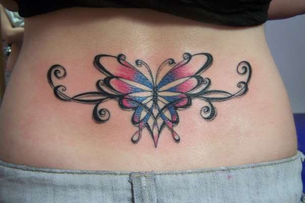 tatouage gothique bas du dos
