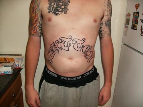 tatouage gothique ecriture