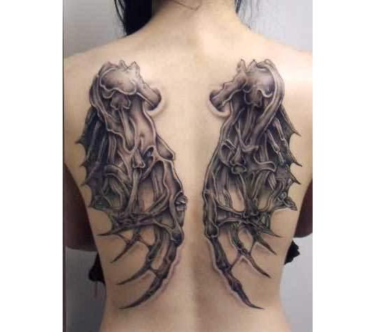 tatouage gothique et gore