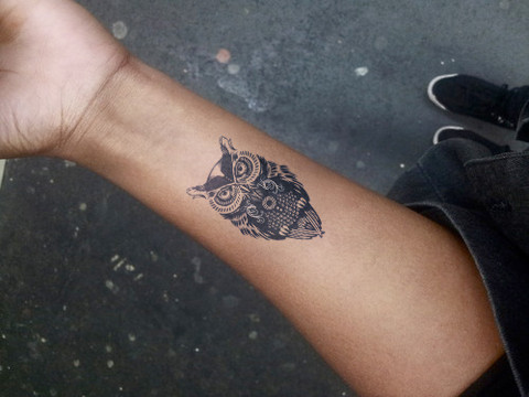 tatouage hibou cheville