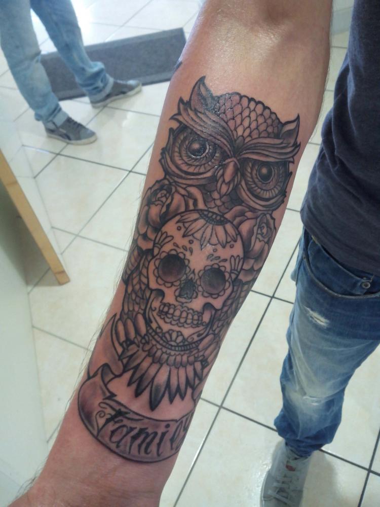 tatouage hiboux crane