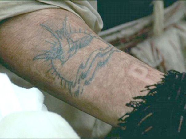 Tatouage hirondelle jack sparrow
