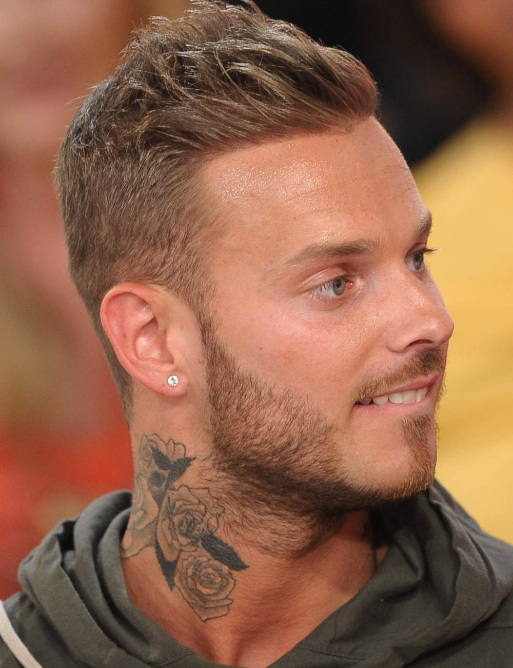 tatouage hirondelle m pokora