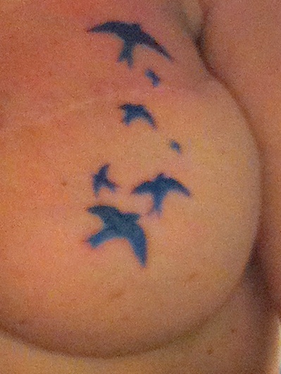 tatouage hirondelle symbole