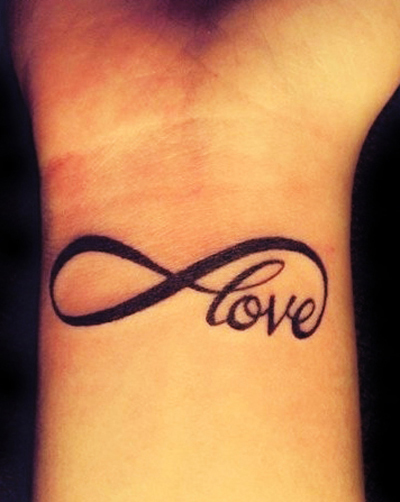 tatouage infini believe