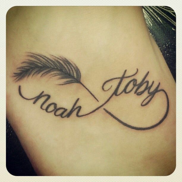 tatouage infini et prenom