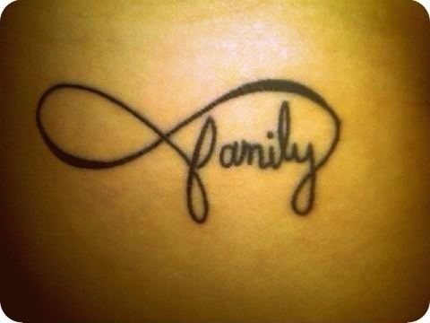 Tatouage infinity family