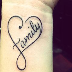 tatouage infinity family