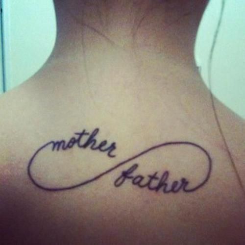 tatouage infinity mom dad