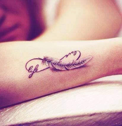 tatouage infinity one love