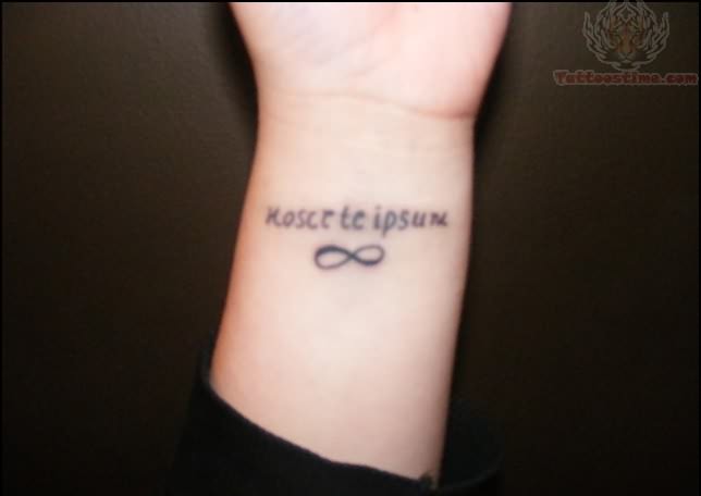 tatouage infinity young