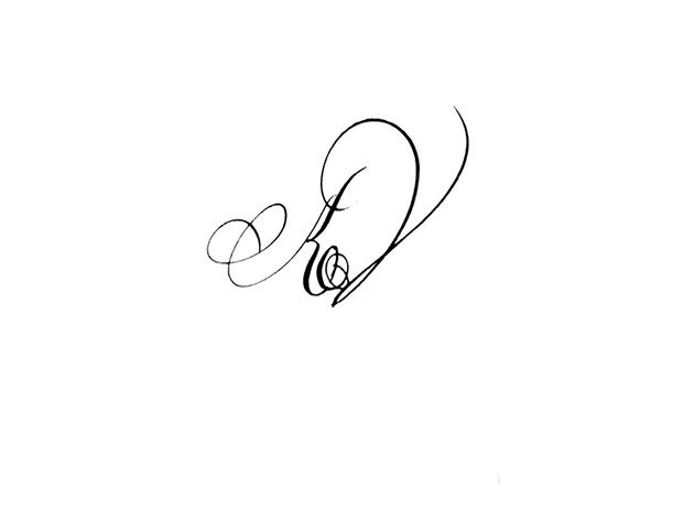 tatouage initiale d