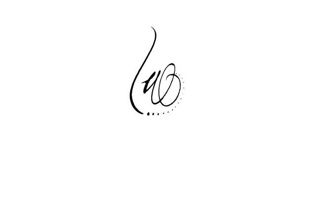 tatouage initiale v