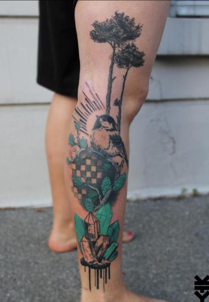 tatouage jambe oiseau