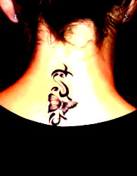 tatouage japonais nuque
