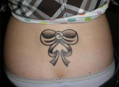 tatouage joli noeud