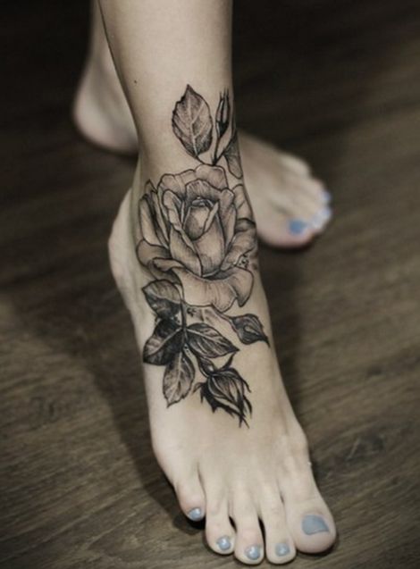 tatouage mollet femme fleur