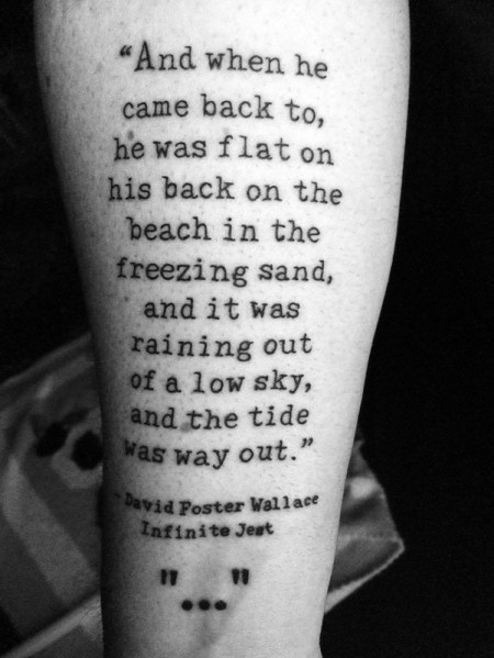 tatouage mollet homme ecriture