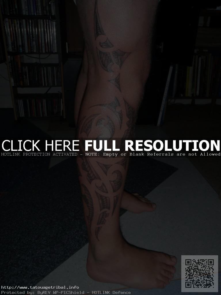 tatouage mollet homme serpent