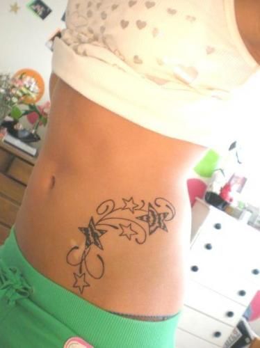Tatouage o ventre