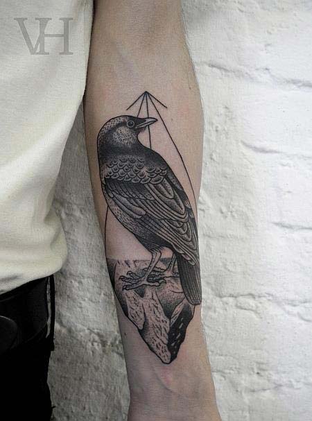 tatouage oiseau bras