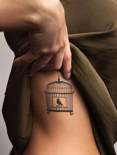 tatouage oiseau en cage