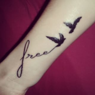 tatouage oiseau free