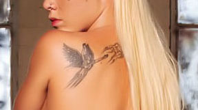 tatouage omoplate ange