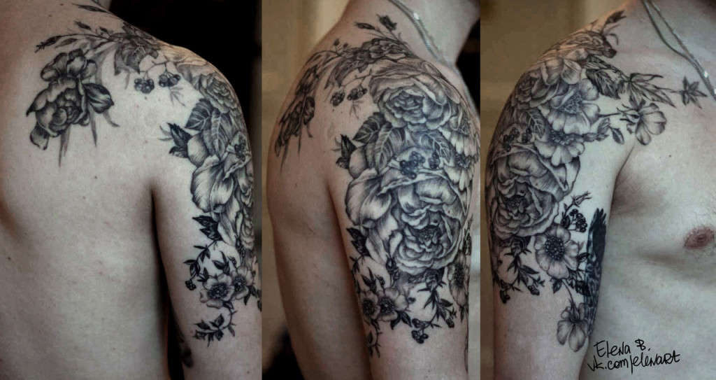 tatouage omoplate homme motif