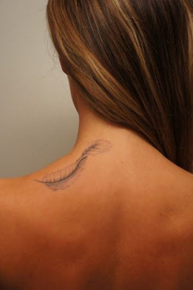 tatouage omoplate soin