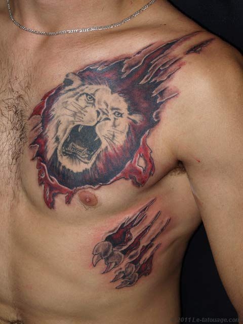 tatouage parchemin pectoraux