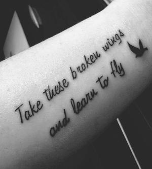 tatouage phrase amour anglais
