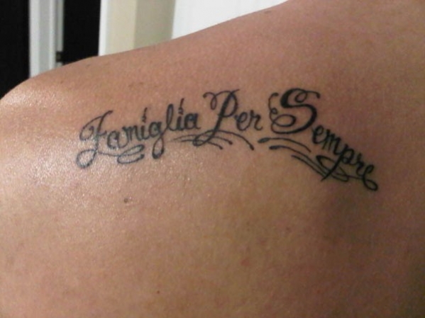 tatouage phrase amour italien