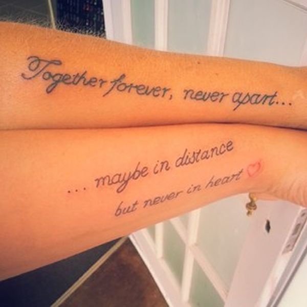 Tatouage phrase amour maman