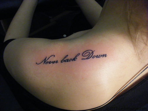 tatouage phrase anglais avant bras