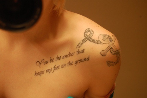 tatouage phrase anglais poignet