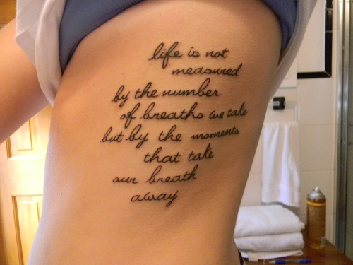 tatouage phrase anglais vie