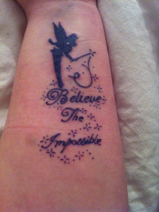 tatouage phrase bras anglais