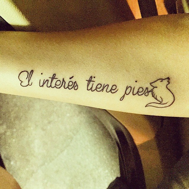 tatouage phrase espagnol femme